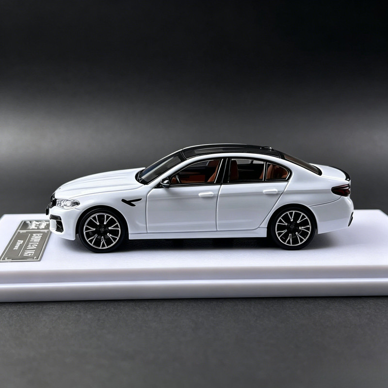 Howie Model 1/64 NEW BMW M5 F9 - Novelty Gifts review and price
