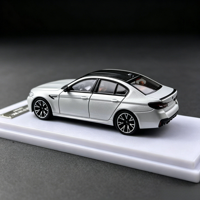 Howie Model 1/64 NEW BMW M5 F9 - Novelty Gifts review and price